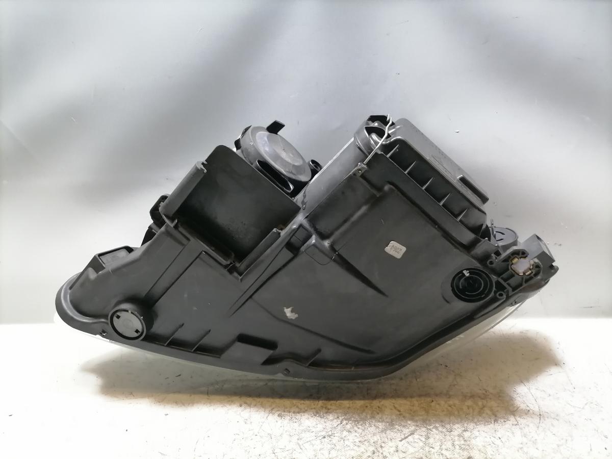 Seat Exeo original Scheinwerfer vorn rechts Halogen Bj.2012
